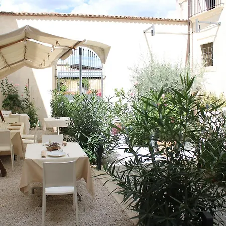 Qui E La - * LʼAquila